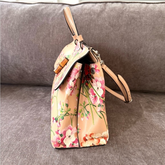 Gucci authentic top handle bag blooms pattern pink leather medium w strap - Picture 5 of 16
